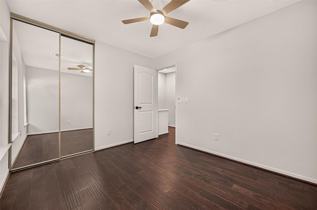 23 Lazy Morning Place, The Woodlands, TX 77381