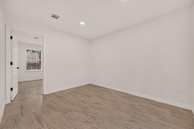 23 Lazy Morning Place, The Woodlands, TX 77381