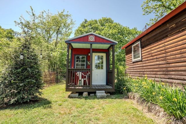 987 Old Elkton Pike, Fayetteville, TN 37334