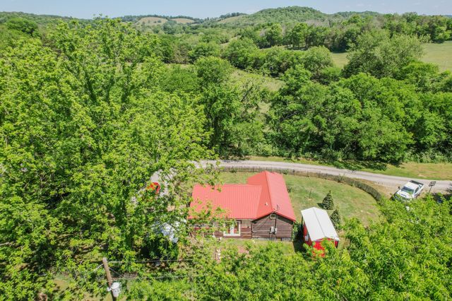 987 Old Elkton Pike, Fayetteville, TN 37334