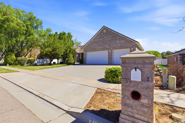 2191 S 550 W, Syracuse, UT 84075