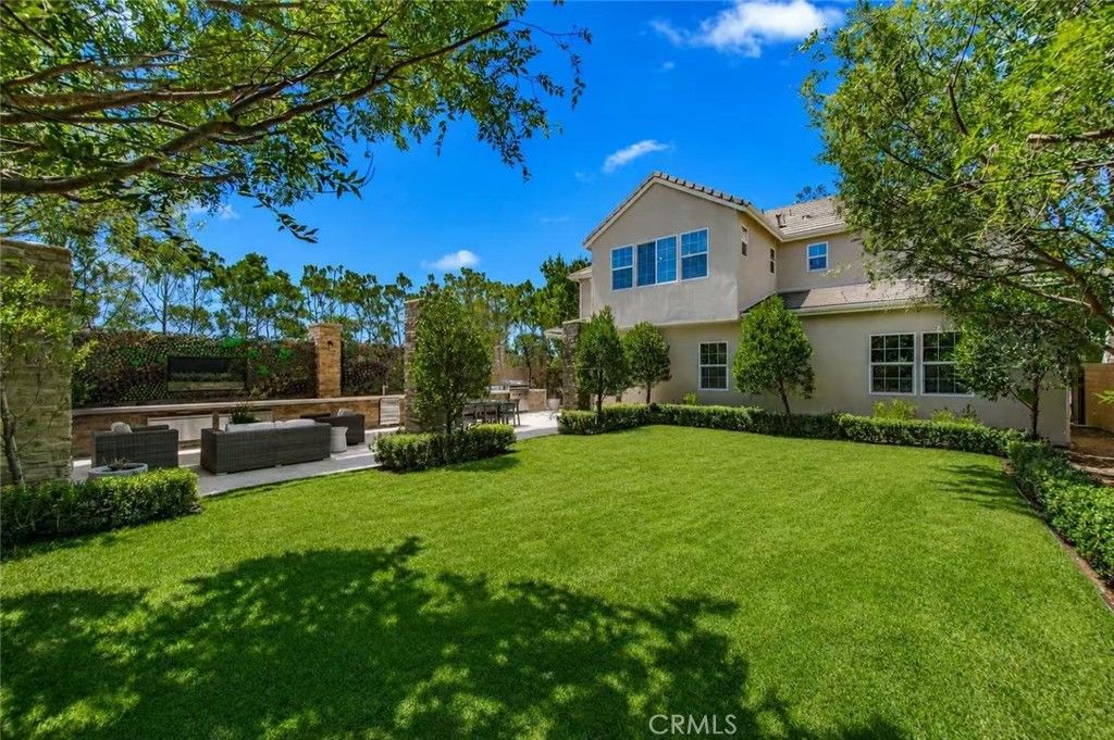 136 Drama, Irvine, CA 92618 — exterior