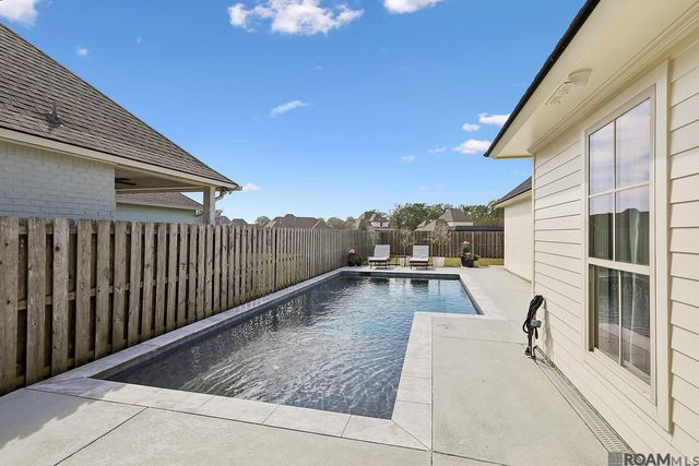 7143 Rue Lierre, Zachary, LA 70791