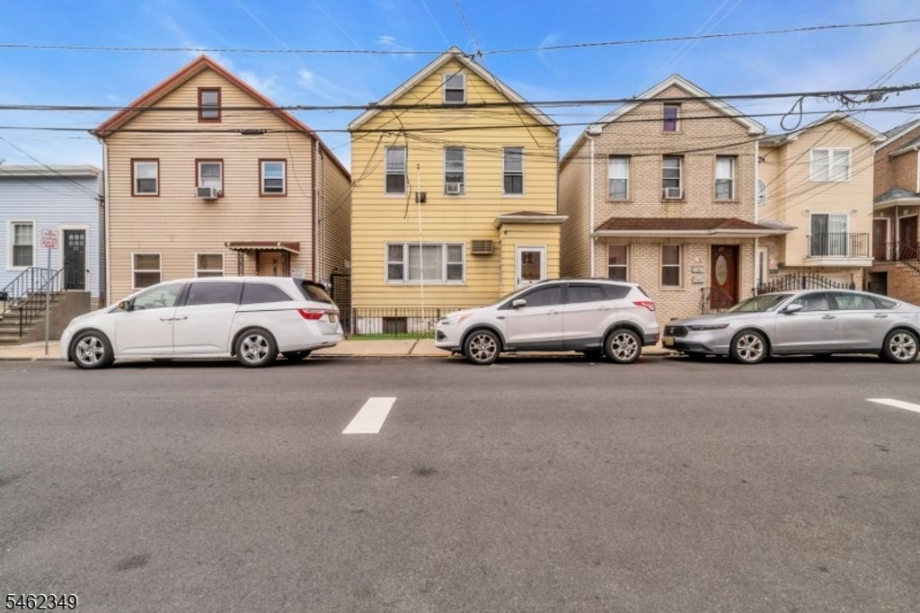 29 Kossuth St, Newark City, NJ 07105 — photo 2