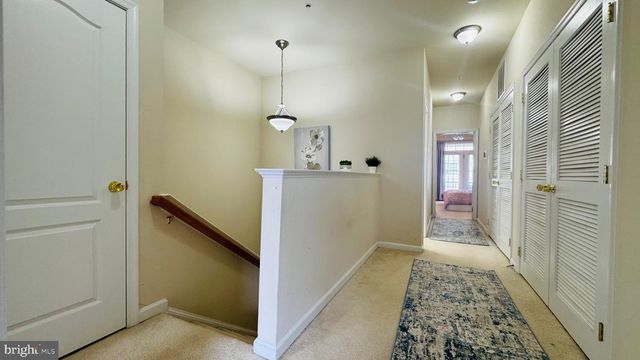 4426-A BEECHSTONE LN, Fairfax, VA 22033