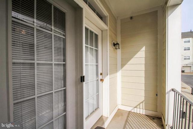 4426-A BEECHSTONE LN, Fairfax, VA 22033