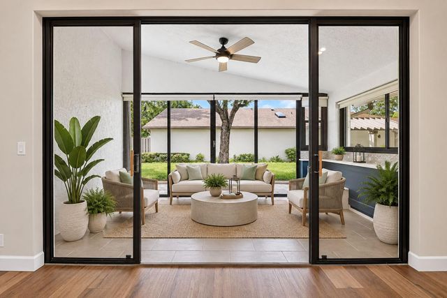 10549 Fern Tree Way, Boynton Beach, FL 33436