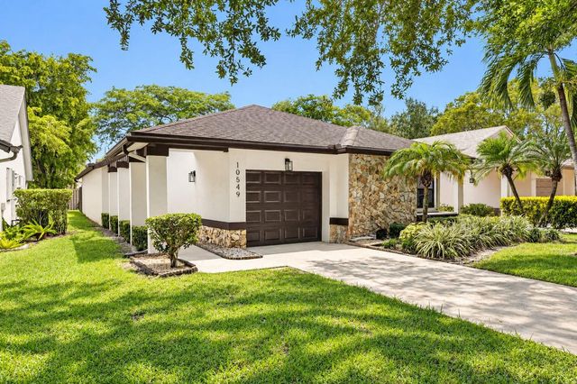 10549 Fern Tree Way, Boynton Beach, FL 33436