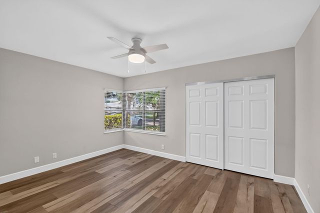 10549 Fern Tree Way, Boynton Beach, FL 33436