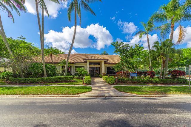 10549 Fern Tree Way, Boynton Beach, FL 33436