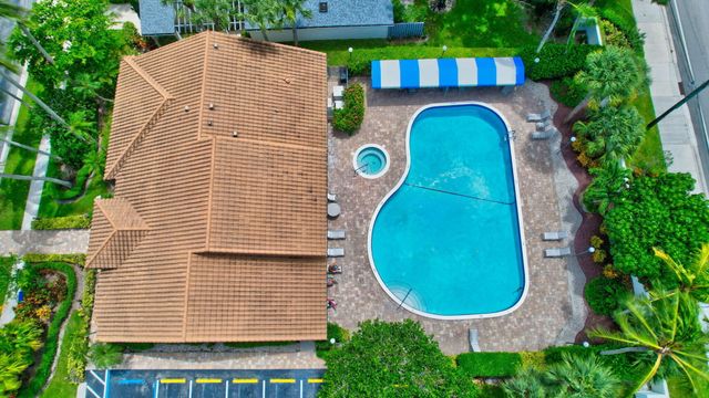 10549 Fern Tree Way, Boynton Beach, FL 33436