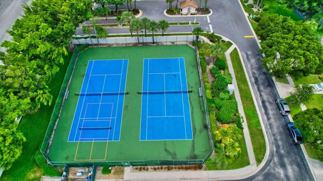 10549 Fern Tree Way, Boynton Beach, FL 33436