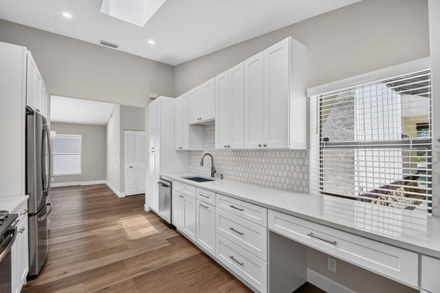 10549 Fern Tree Way, Boynton Beach, FL 33436