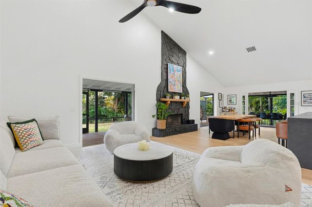 6349 RAVENWOOD WAY, Sarasota, FL 34243