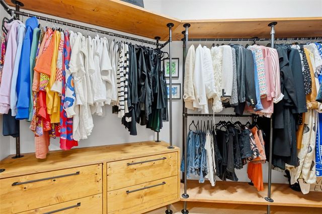 6349 RAVENWOOD WAY, Sarasota, FL 34243