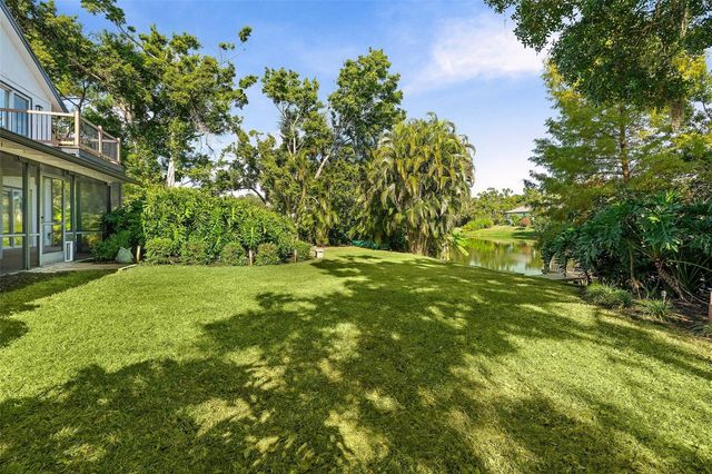 6349 RAVENWOOD WAY, Sarasota, FL 34243