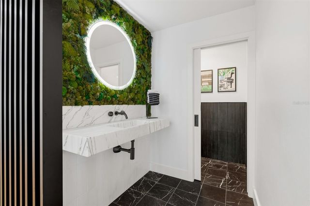 6349 RAVENWOOD WAY, Sarasota, FL 34243