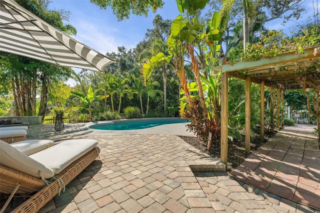 6349 RAVENWOOD WAY, Sarasota, FL 34243