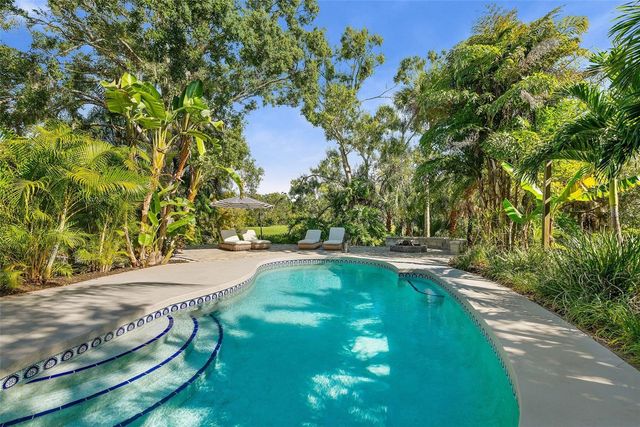 6349 RAVENWOOD WAY, Sarasota, FL 34243