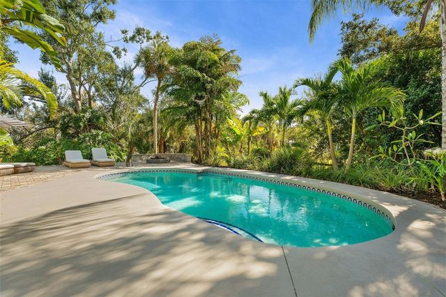 6349 RAVENWOOD WAY, Sarasota, FL 34243