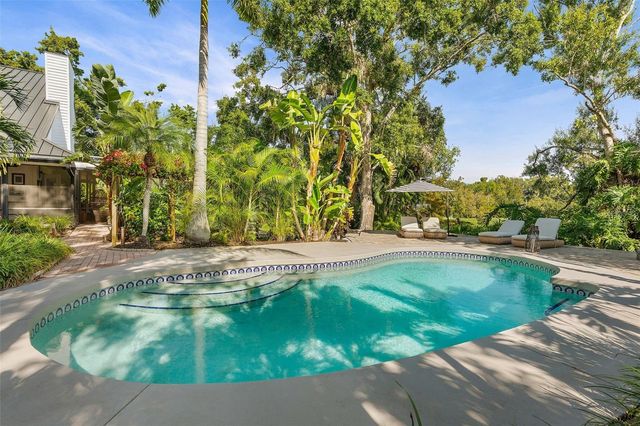 6349 RAVENWOOD WAY, Sarasota, FL 34243