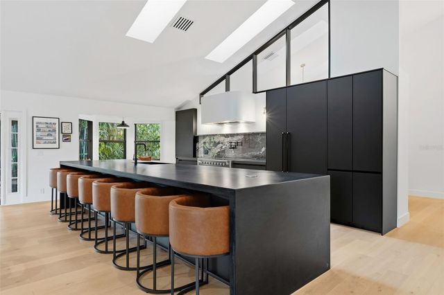 6349 RAVENWOOD WAY, Sarasota, FL 34243