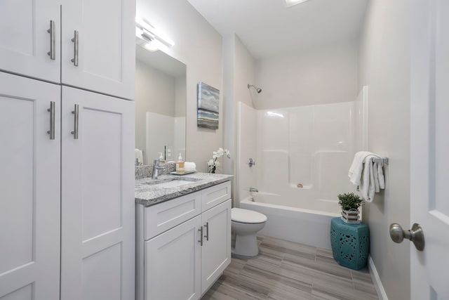 732 South Street 3, Boston, MA 02131