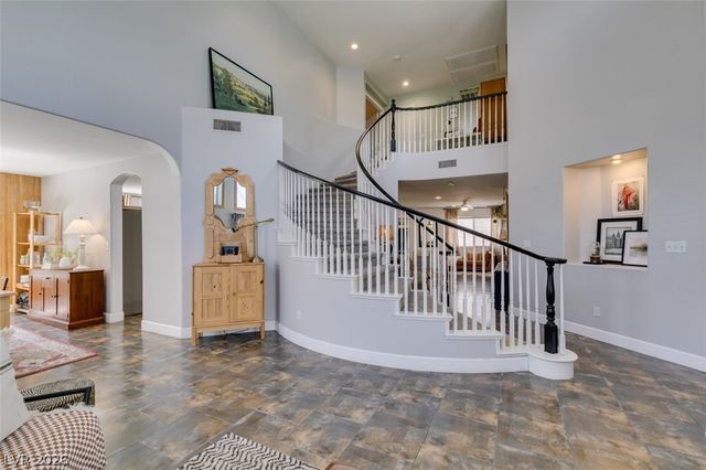 8833 Arabian Filly Avenue, Las Vegas, NV 89143