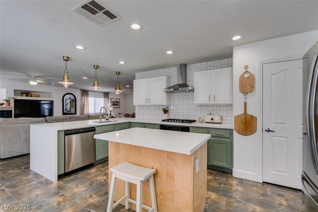 8833 Arabian Filly Avenue, Las Vegas, NV 89143