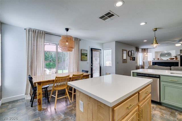 8833 Arabian Filly Avenue, Las Vegas, NV 89143