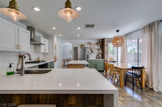 8833 Arabian Filly Avenue, Las Vegas, NV 89143