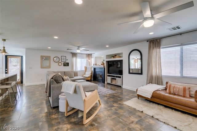 8833 Arabian Filly Avenue, Las Vegas, NV 89143