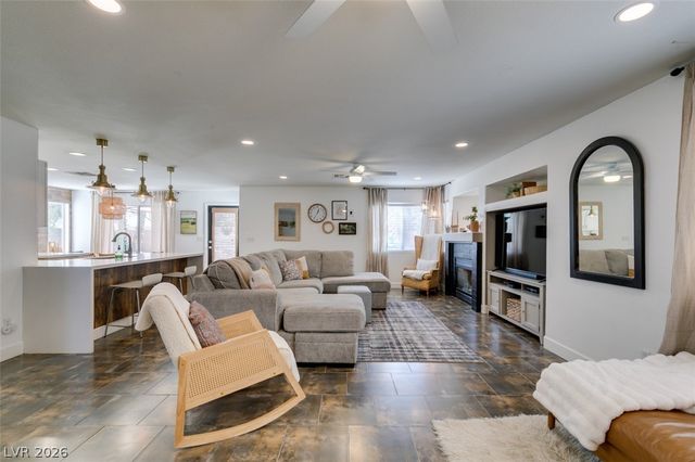 8833 Arabian Filly Avenue, Las Vegas, NV 89143