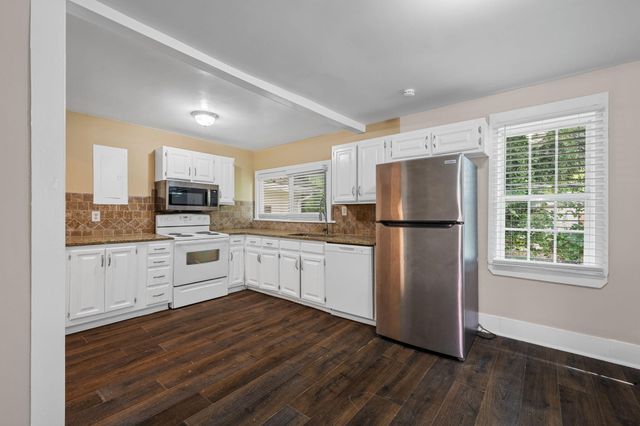 1310 Roanoke Avenue, Chattanooga, TN 37406