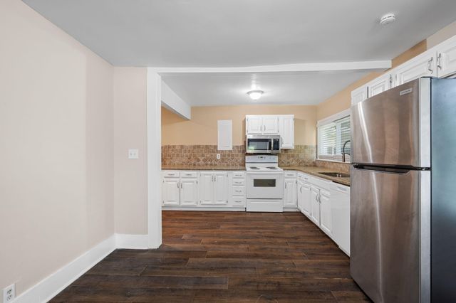 1310 Roanoke Avenue, Chattanooga, TN 37406