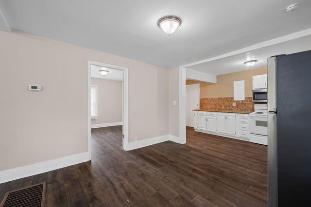 1310 Roanoke Avenue, Chattanooga, TN 37406
