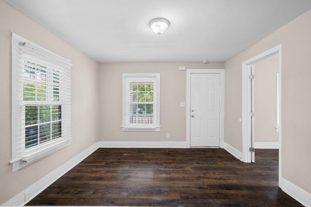 1310 Roanoke Avenue, Chattanooga, TN 37406