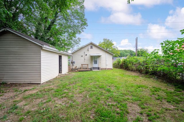 1310 Roanoke Avenue, Chattanooga, TN 37406
