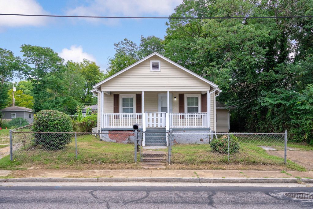 1310 Roanoke Avenue, Chattanooga, TN 37406