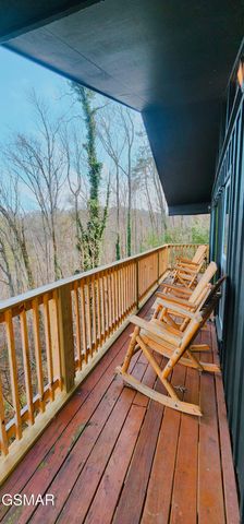 207 Buena Vista Drive, Sevierville, TN 37876
