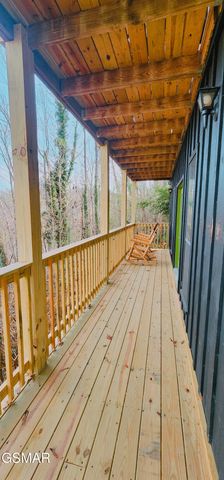 207 Buena Vista Drive, Sevierville, TN 37876