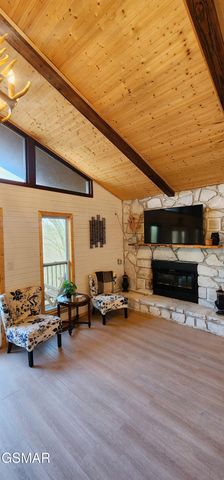 207 Buena Vista Drive, Sevierville, TN 37876