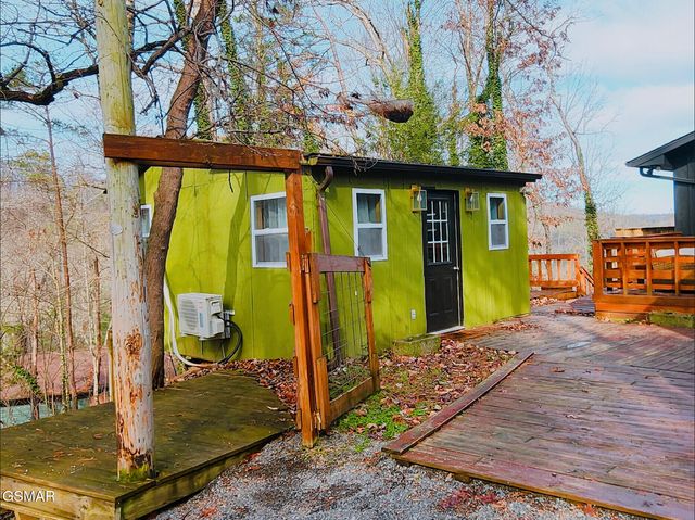 207 Buena Vista Drive, Sevierville, TN 37876