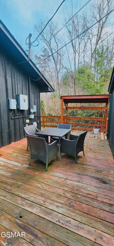 207 Buena Vista Drive, Sevierville, TN 37876