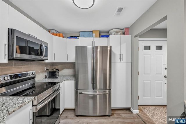 1486 Westgate Drive, Fort Lee, NJ 07024