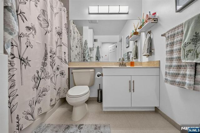 1486 Westgate Drive, Fort Lee, NJ 07024