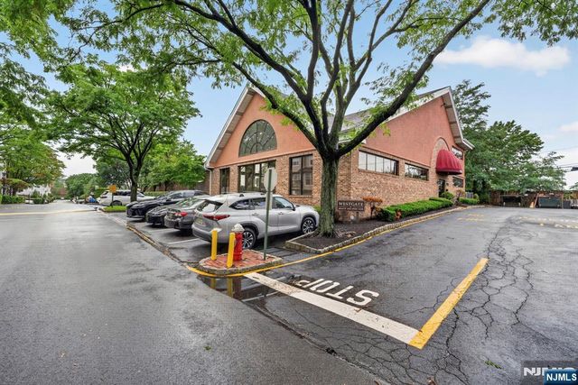 1486 Westgate Drive, Fort Lee, NJ 07024