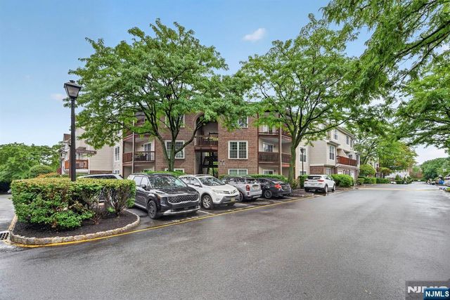 1486 Westgate Drive, Fort Lee, NJ 07024