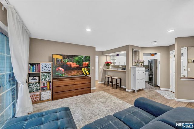 1486 Westgate Drive, Fort Lee, NJ 07024