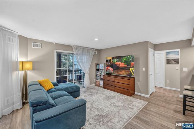 1486 Westgate Drive, Fort Lee, NJ 07024